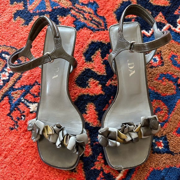 Authentic Prada Leather Slides - Picture 3 of 5